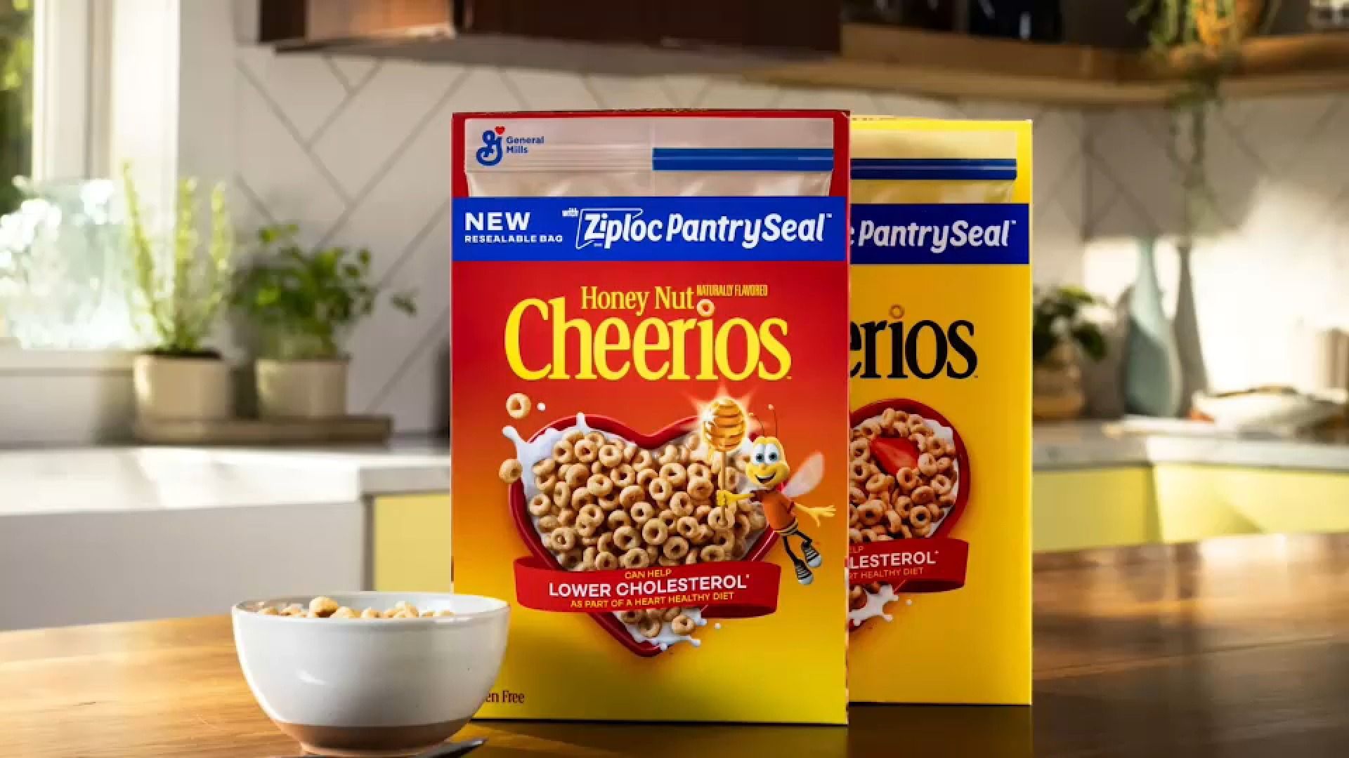 Cheerios teams up with Ziploc to add resealable bag to cereal boxes
— Northbrook Sports news